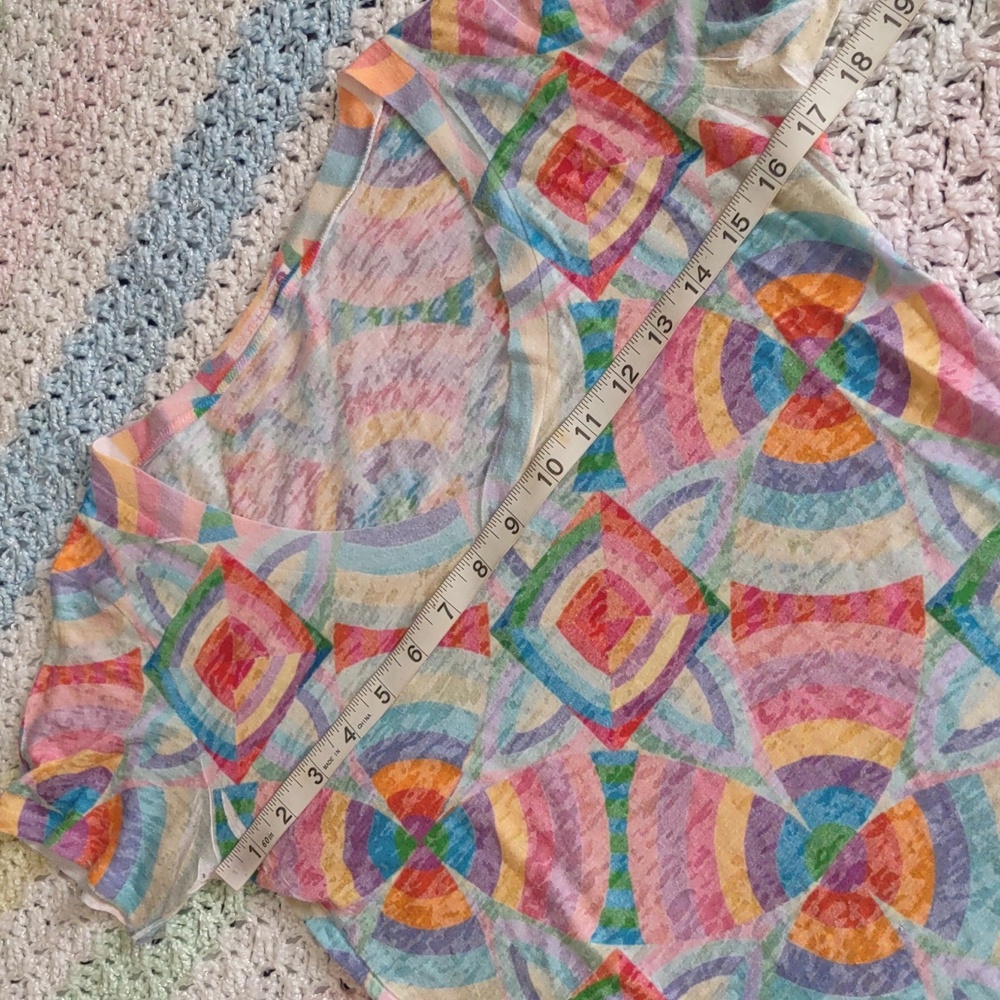 Before + Again Small Geo Print Short Sleeve T-Shirt - Picture 5 of 12